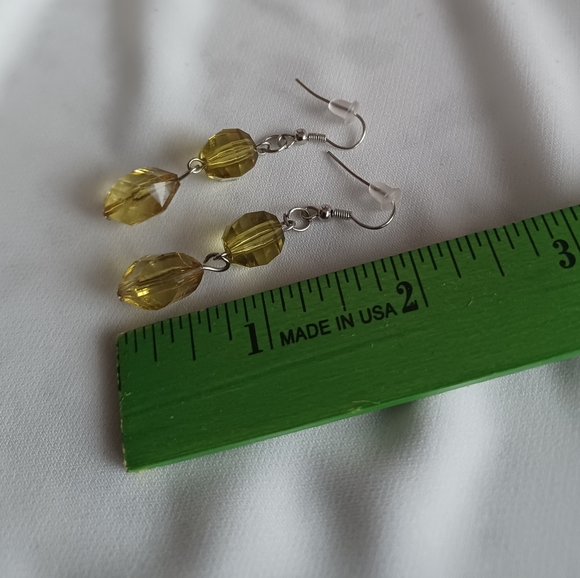 Light Green Dangling Earrings - Picture 7 of 7